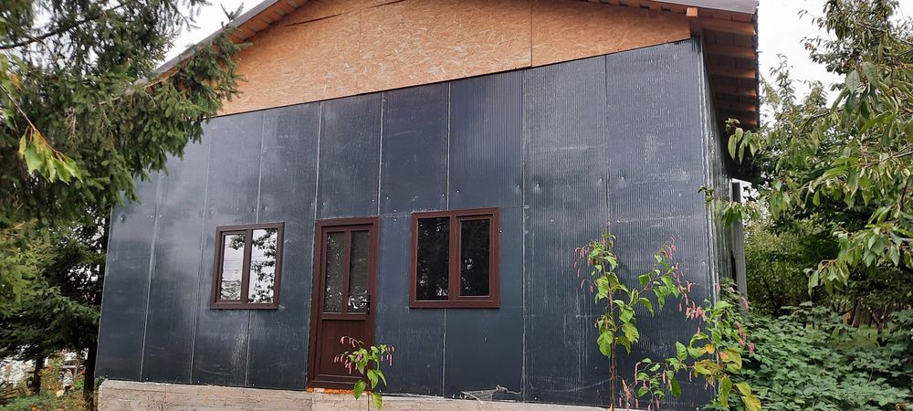 Închiriez casă pentru depozitare paun