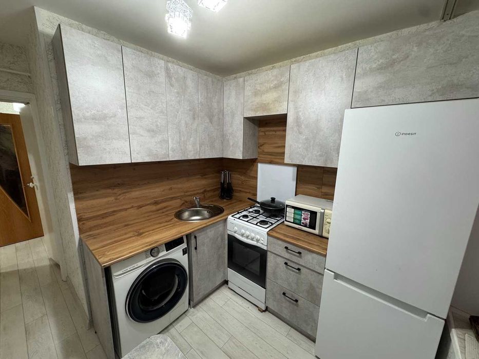 Продам 1 комнатную квратиру в районе КСК