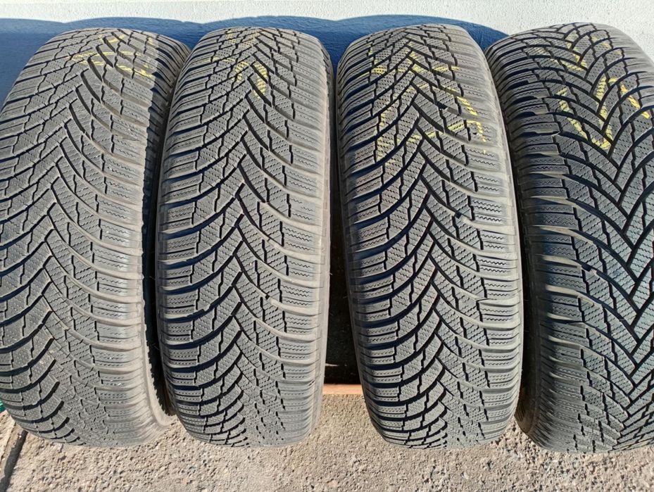 Cauciucuri de iarna Firestone 195/65R15 aproape noi