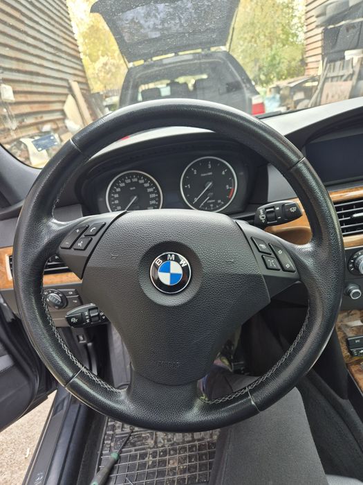 Волан с вибрация за бмв е60/е61 от кола с бутон