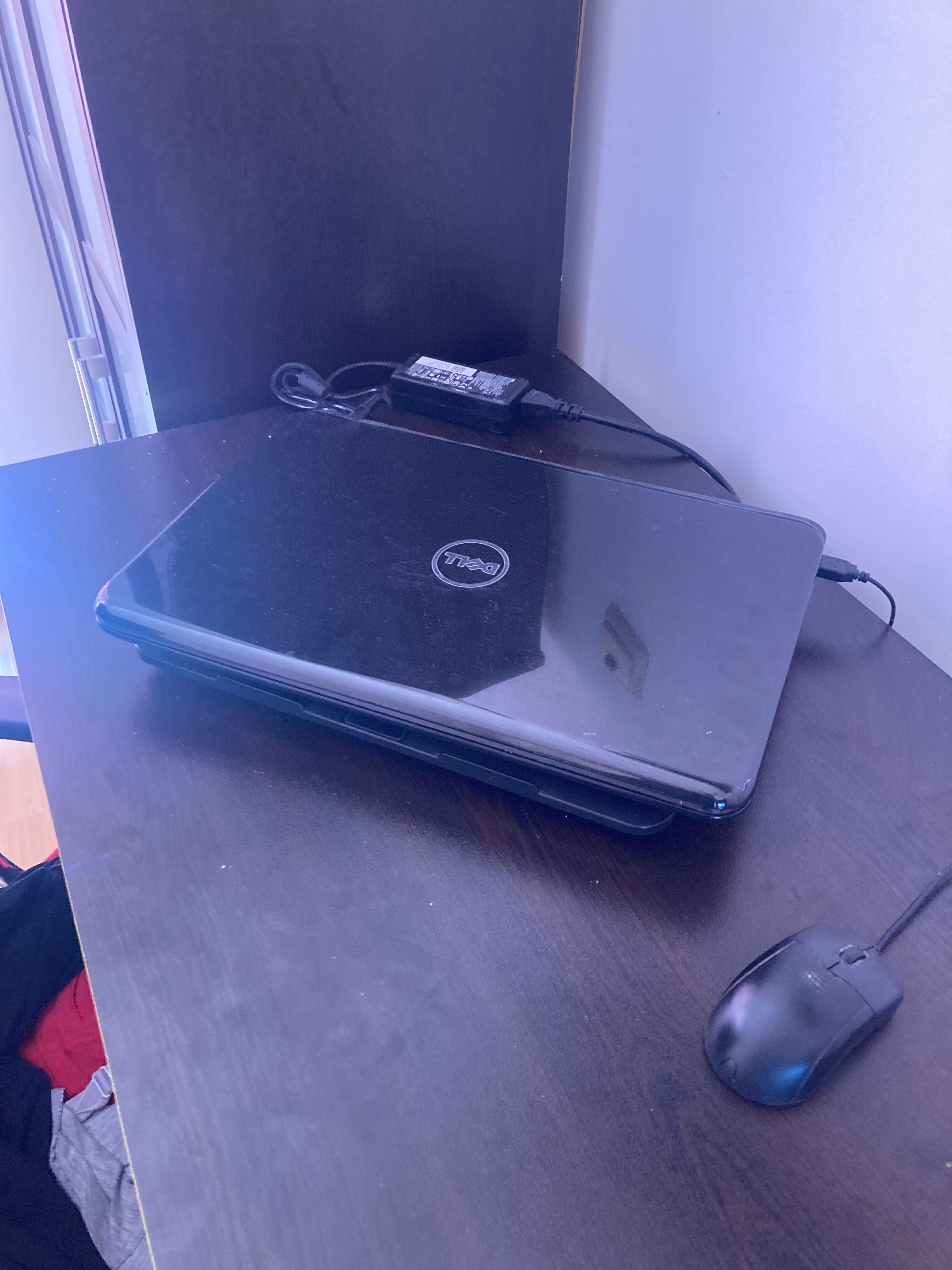 Лаптоп   - Dell …