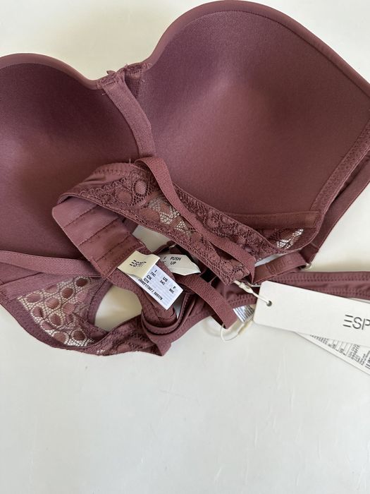 Lenjerie intimă Esprit (75C/M) nou,eticheta
