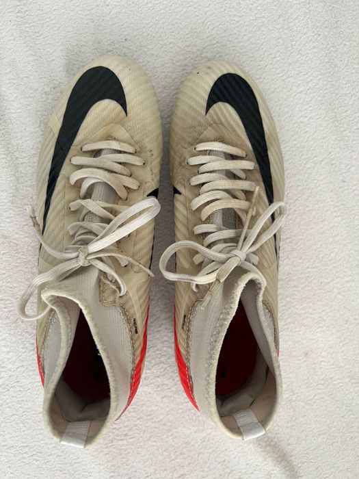 Adidasi fotbal crampoane Nike Hipervenom 38,5, Nike Air 39