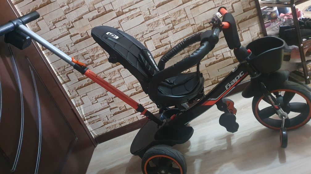 Велоколяска для вашего малыша