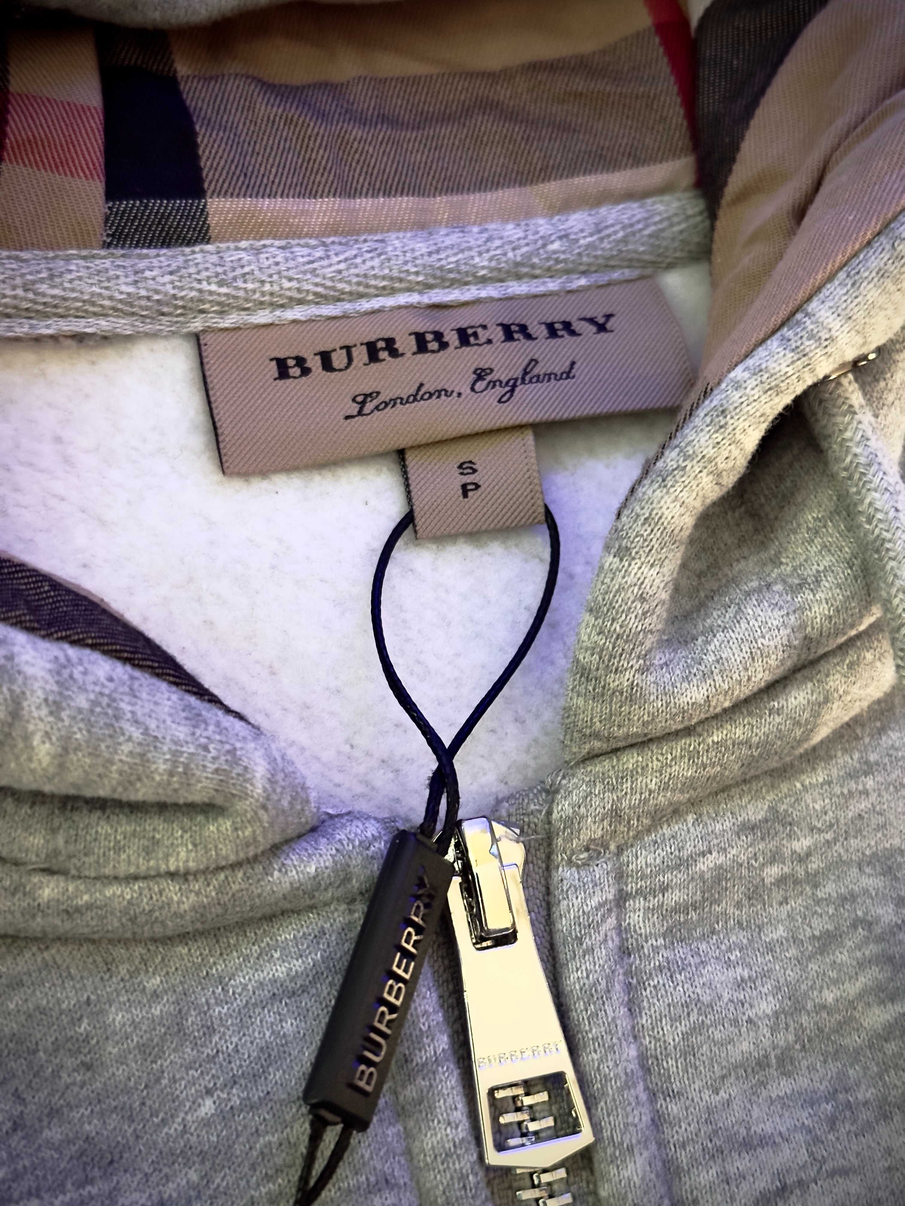 Hanorac Burberry Gray Zip Up