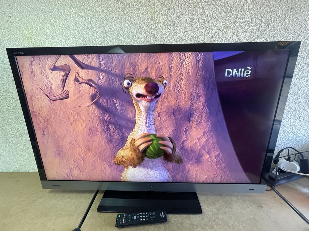 Телевизор SONY Full HD LED 46“ - KDL-46EX729