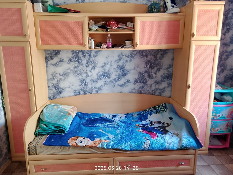 Продам детский гарнитур