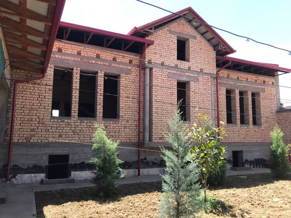 Участок с домом Юнус Обод район Хасанбой