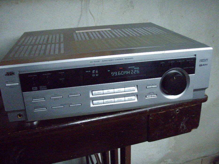 Amplituner (radio incorporat) 5.1 canale 100W JVC RX-7022R