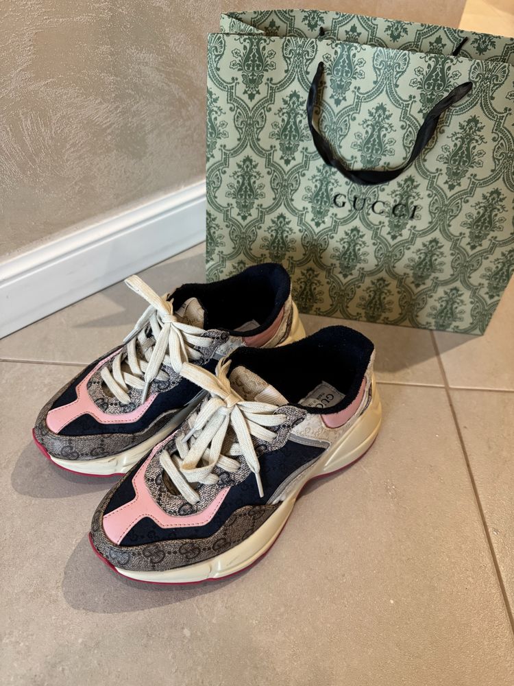 Gucci Ryton sneakers 38