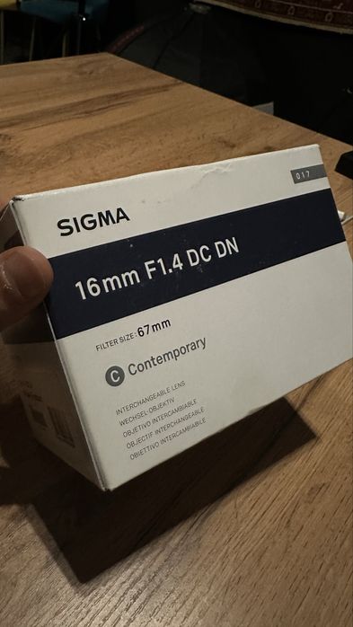Sigma 16mm F1.4  DC DN