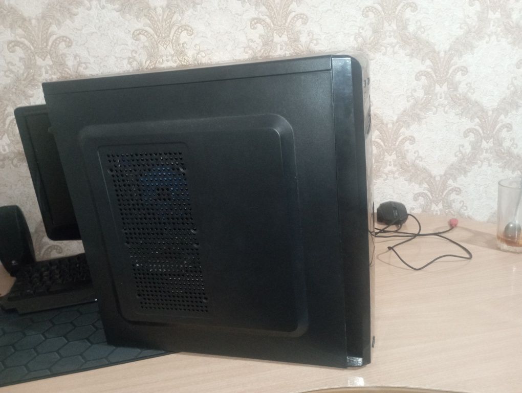Продам компьютер