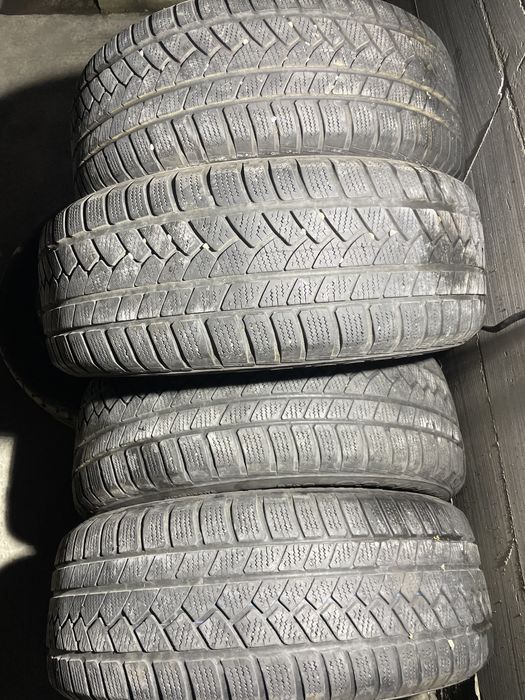 235/60R16  iarna Continental