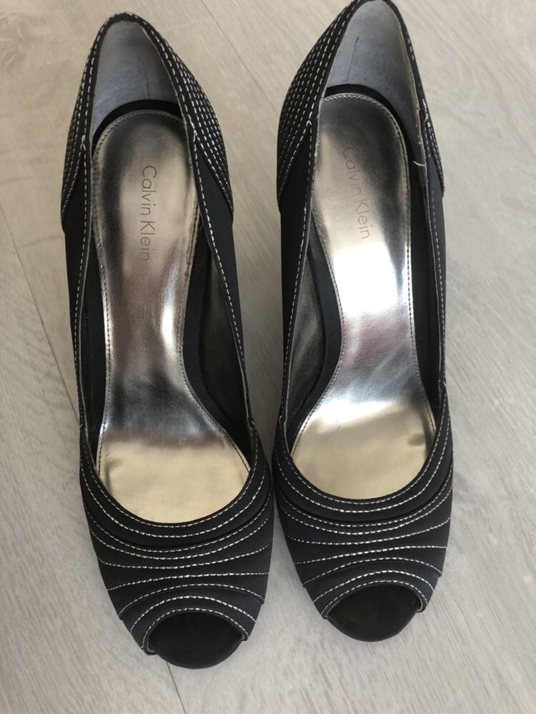 Pantofi pumps Calvin Klein mar. 39