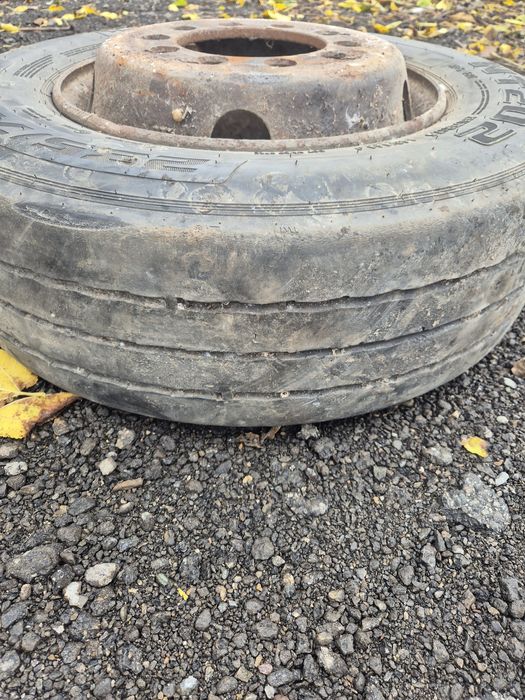 Гуми 235/75/17.5