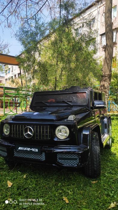 Детская машина на пульте
