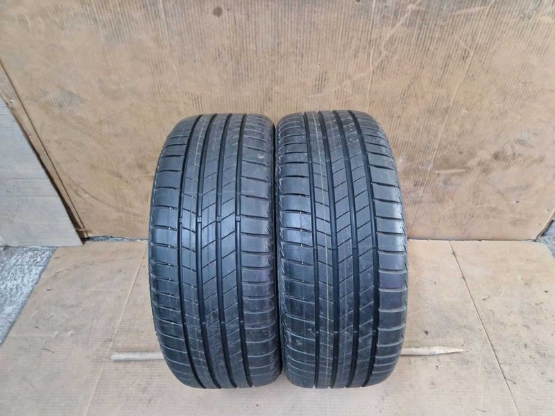 2 Bridgestone R19 225/40
нови летни гуми
DOT1224