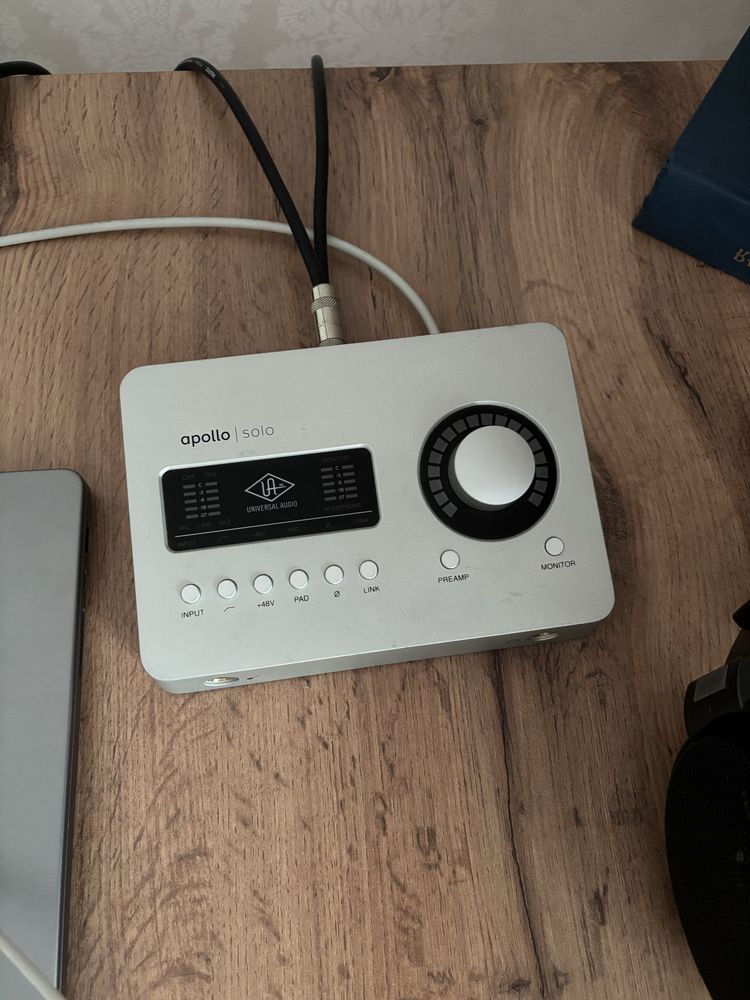 Аудиоинтерфейс UAD Apollo solo thunderbolt