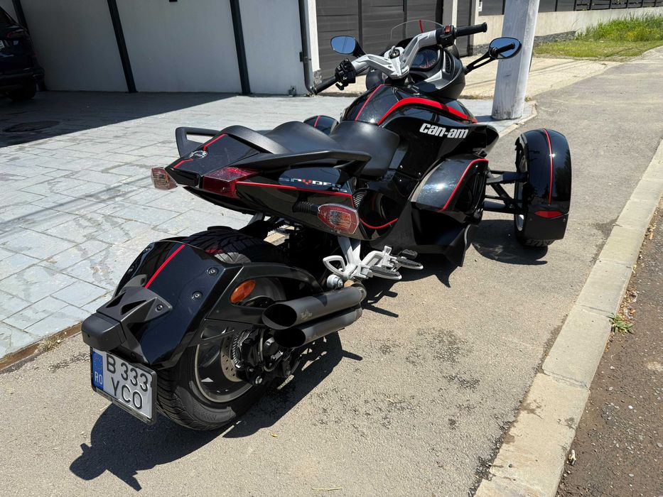 Can-Am Spyder Bombardier 2014 – semi-automat 7.890km