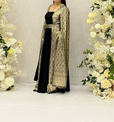 Срочно продам платья р-р 44, комбинезон, р-р 46, пр-во Италия,Бишкек.