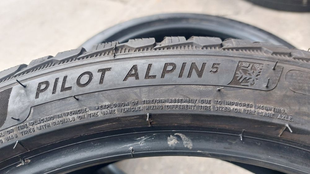 Зимни гуми 245/40/20 Michelin Pilot Alpin 5 2 броя
