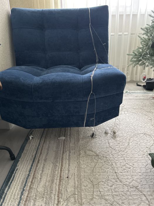 Продаютя кресла Шанхай 2 шт бу