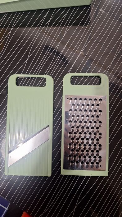 Răzătoare multifuncţională