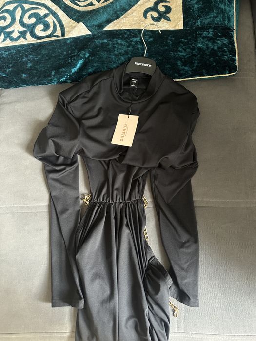 короткое обтягивающее платье