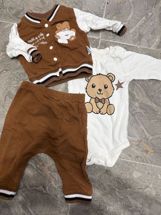 ПОДАРЯВАМ дрехи за момче р-р 3-6м