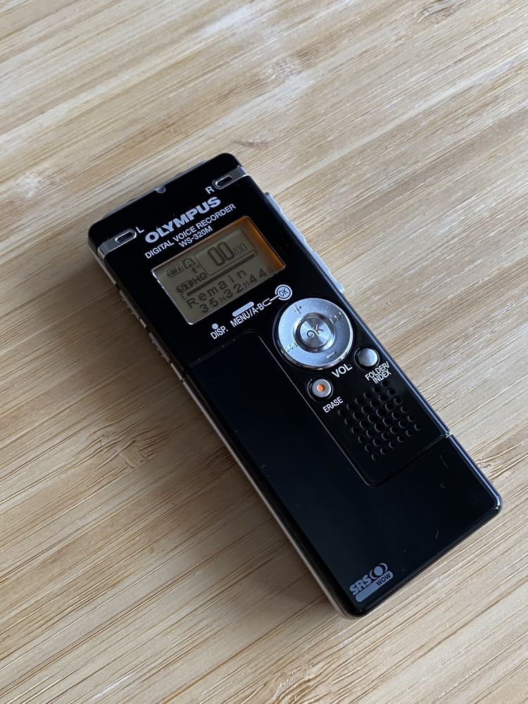 Olympus WS-320M 1GB Digital Voice Recorder (NEW)