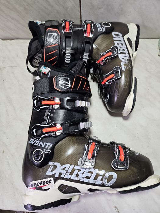 Clapari ski schi  Dalbello  mondo  26,5  corespunde mărimii 40-41
