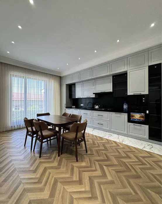 Сдаю Евродом 3-соток на Луначарском, ориентир Мать и Дитья / id9035 /