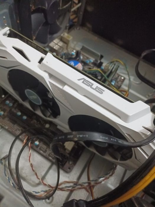 Vand placa video gtx 1060 6gb
