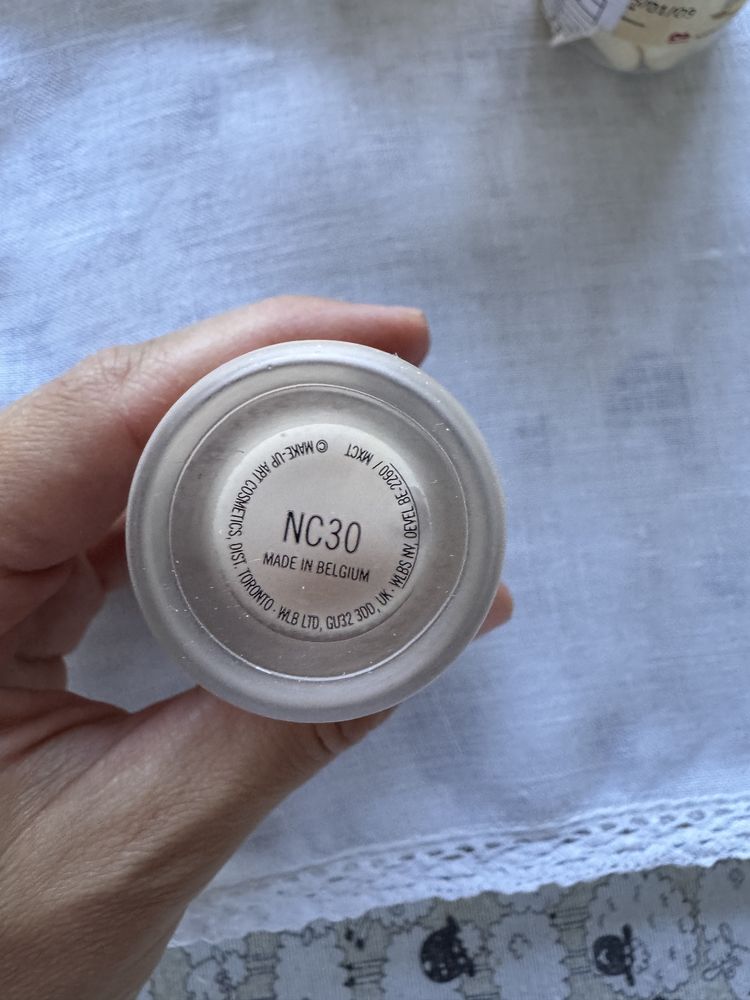 Mac foundation фондьотен NC30 SPF30