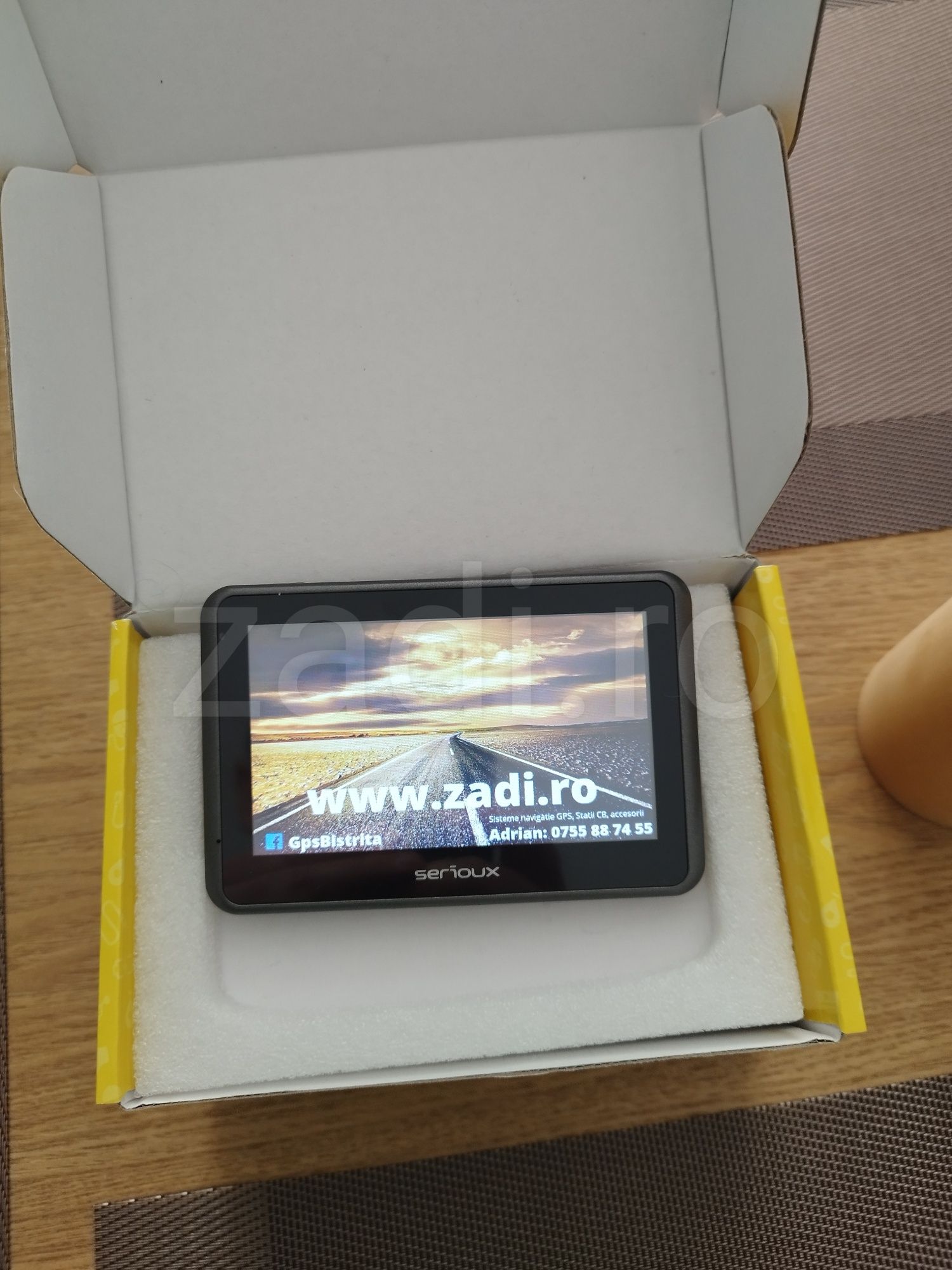 GPS 4.3"-serioux, garantie 3 ani - harti actualizate la zi- auto, tir
