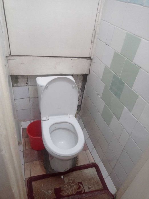 Чиланзар - 21 кв, 2/4/4 балкон 1,5х3