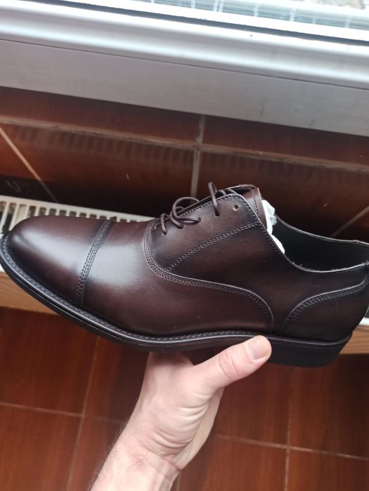 Vând pantofi mango