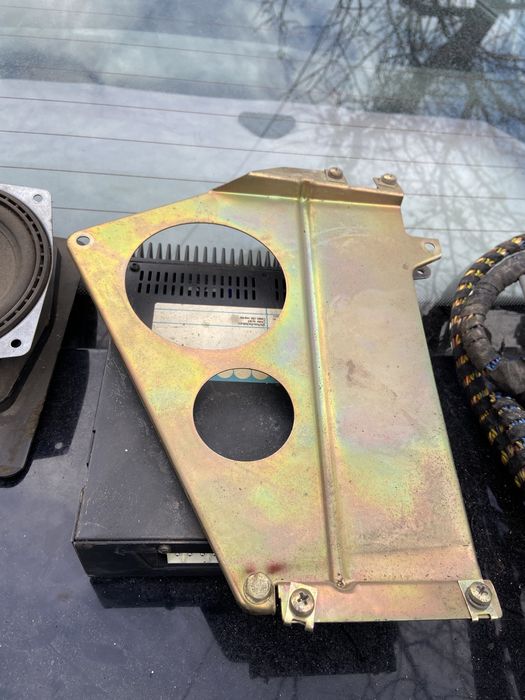 Пълен комплект Hi-fi за BMW e34 / БМВ е34