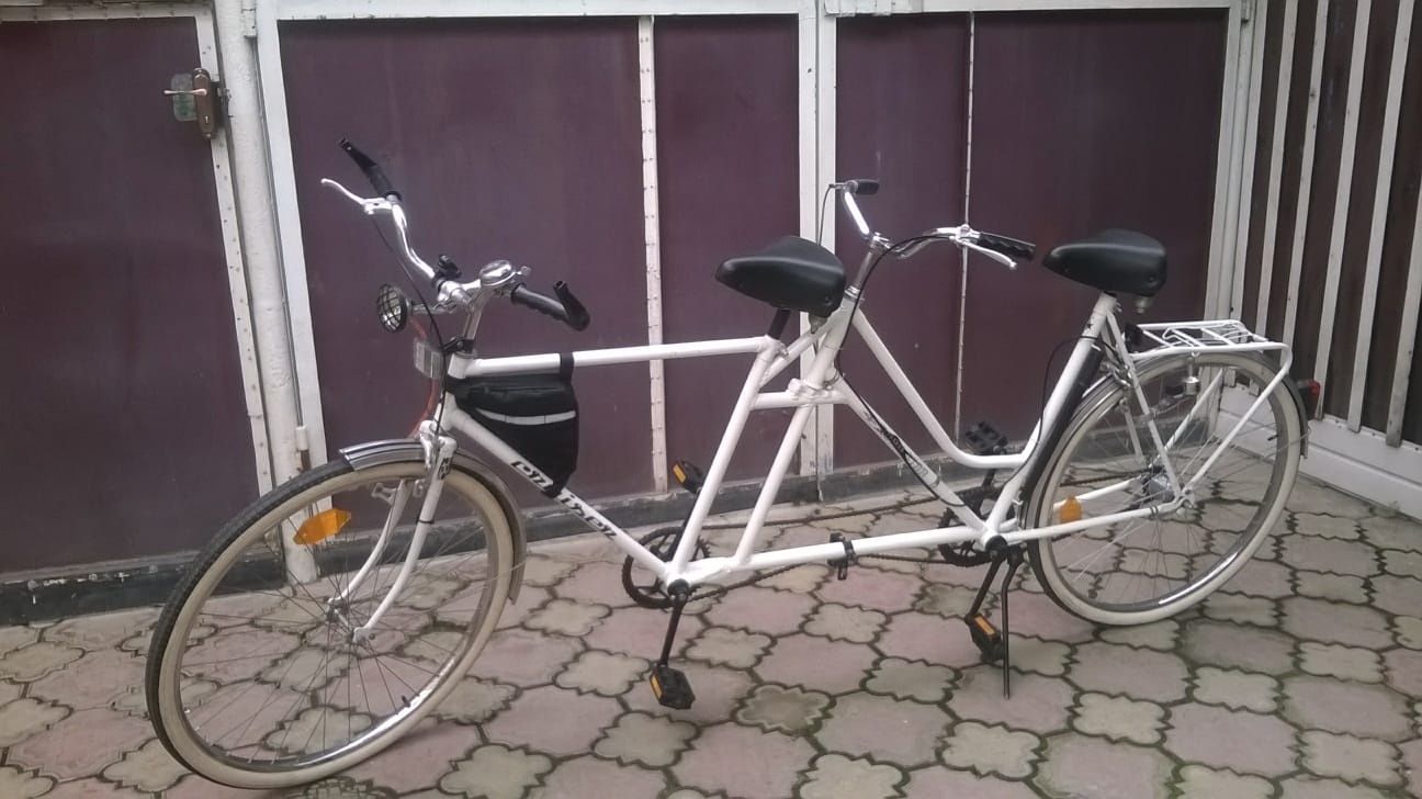 Bicicleta tandem