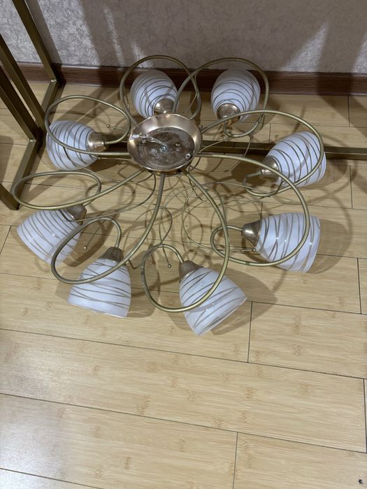 Люстра в гостиную