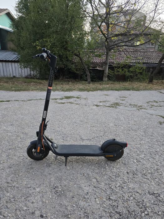 Електрическа тротинетка Segway Ninebot F2 Plus