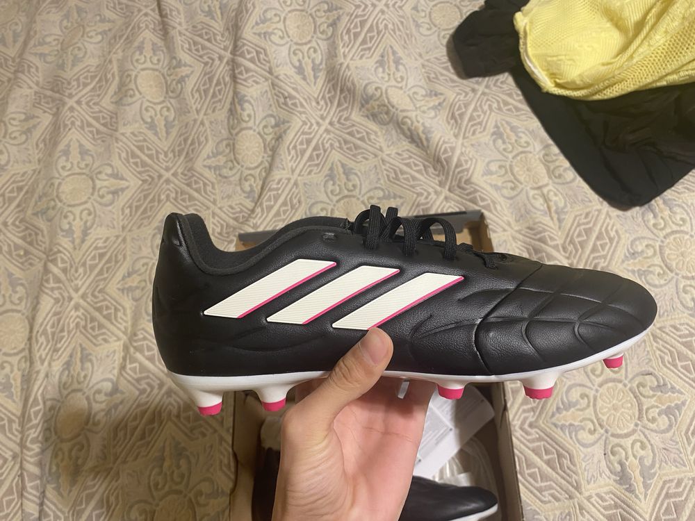 Продам Бутсы  Adidas Copa