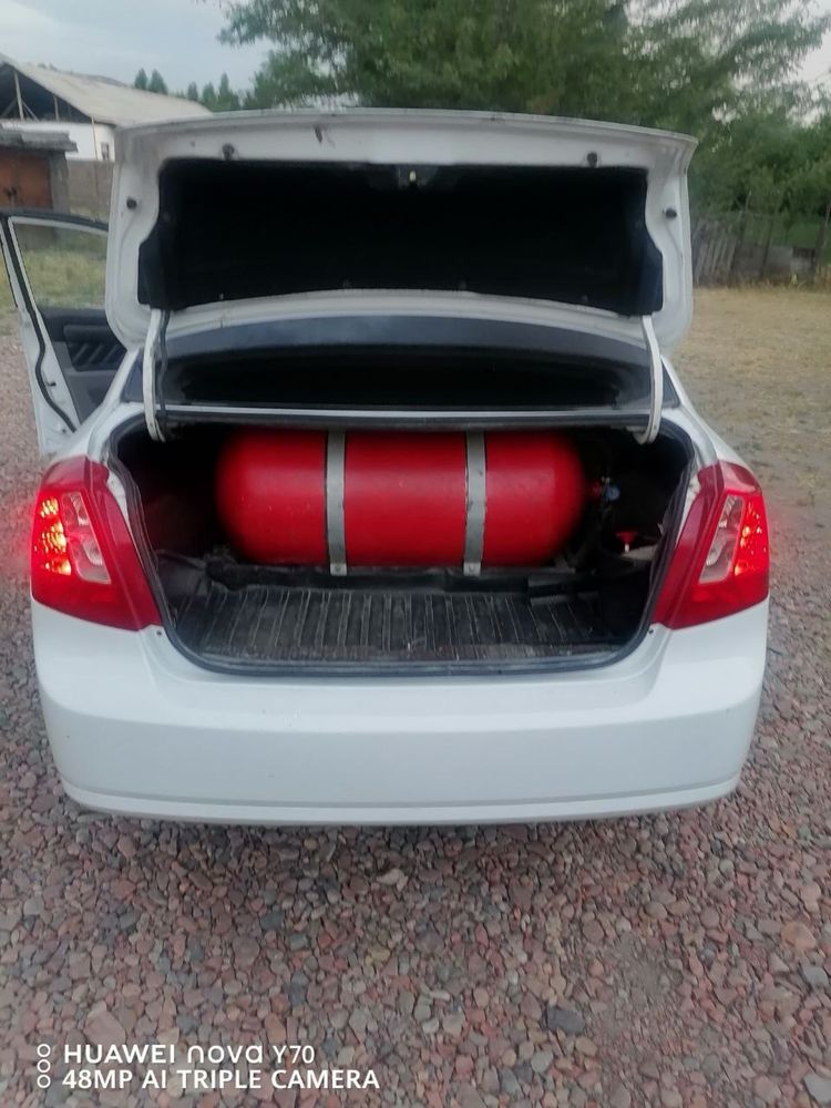 Chevrolet Lacetti SOTILADI
