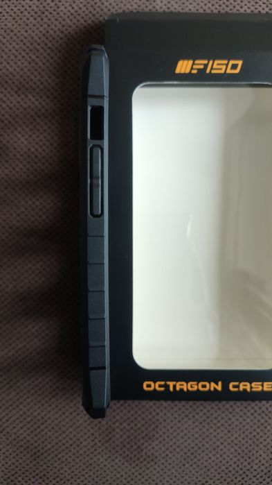 Удароустойчив калъф за iPhone 13