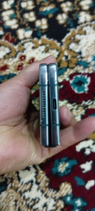 Продам на запчасти галакси форд 4