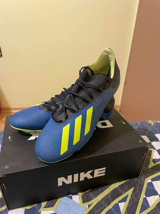 Бутонки adidas, използвано