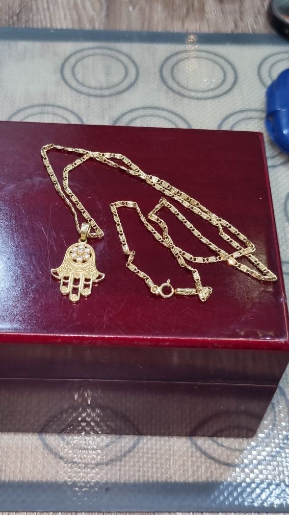 Золотой комплект. Кулон  рука фатимы с цепочкой 14k (585пр)