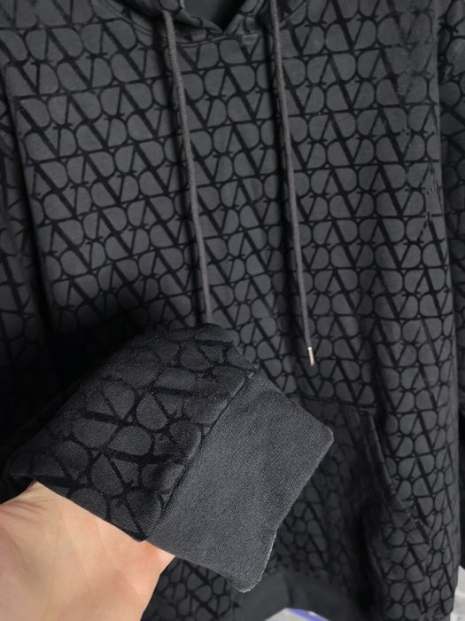 Valentino екип високо качество