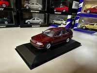 Macheta Volvo V40 1:43 Minichamps