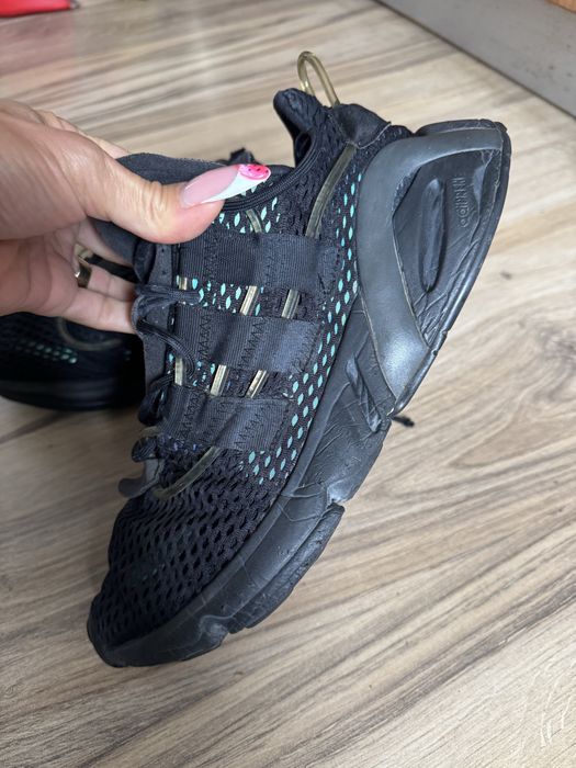 Оригинални спортни маратонки ADIDAS LXCON ! 42
